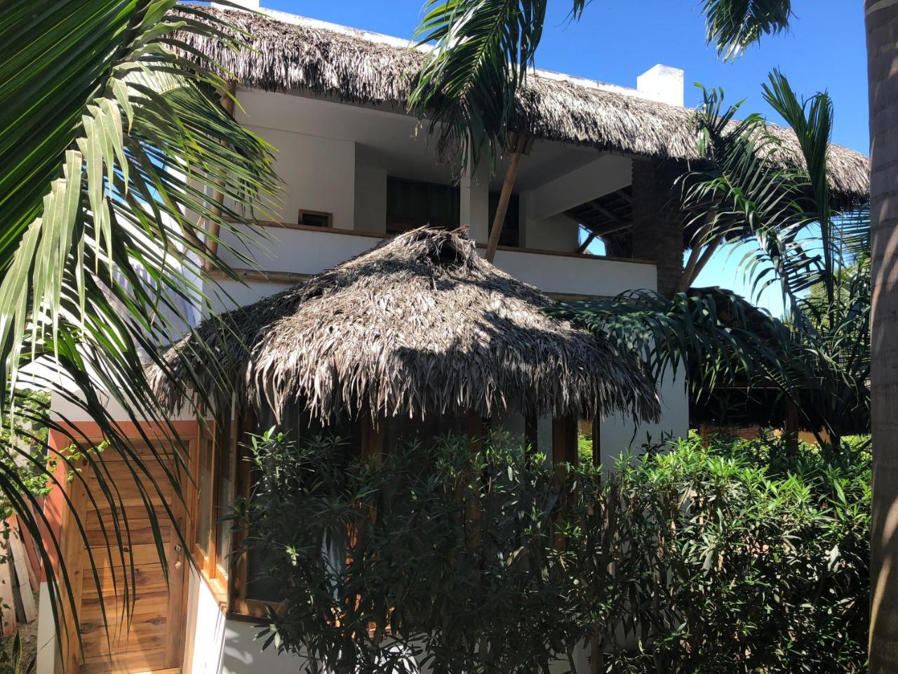 Nautilus Lodge Puerto Lopez Exterior photo
